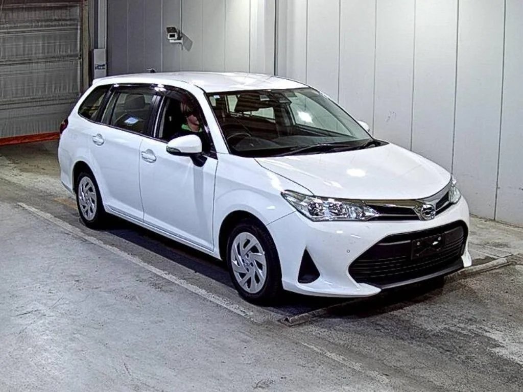 Toyota Corolla Fielder NRE161G 2021